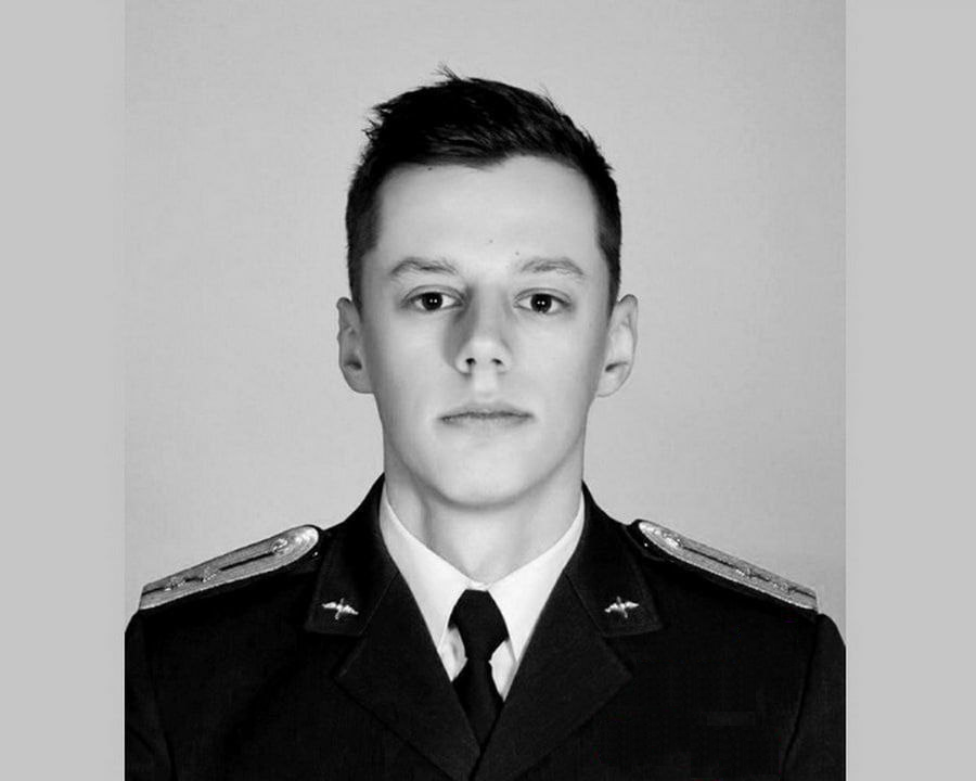 Денис Бадика