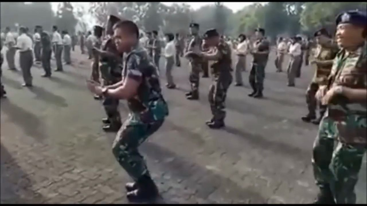 Я не танцор, у меня лапки