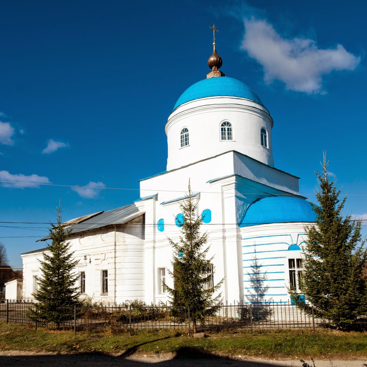 Свято-Введенский храм Чекалин Тульской области