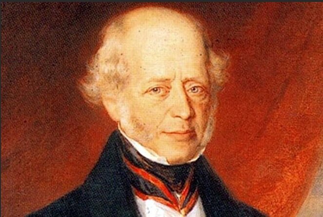 Дайте мне право выпускать и контролировать деньги страны, и мне будет совершенно всё равно, кто издает законы - Майер Амшель Ротшильд, 1809 год.