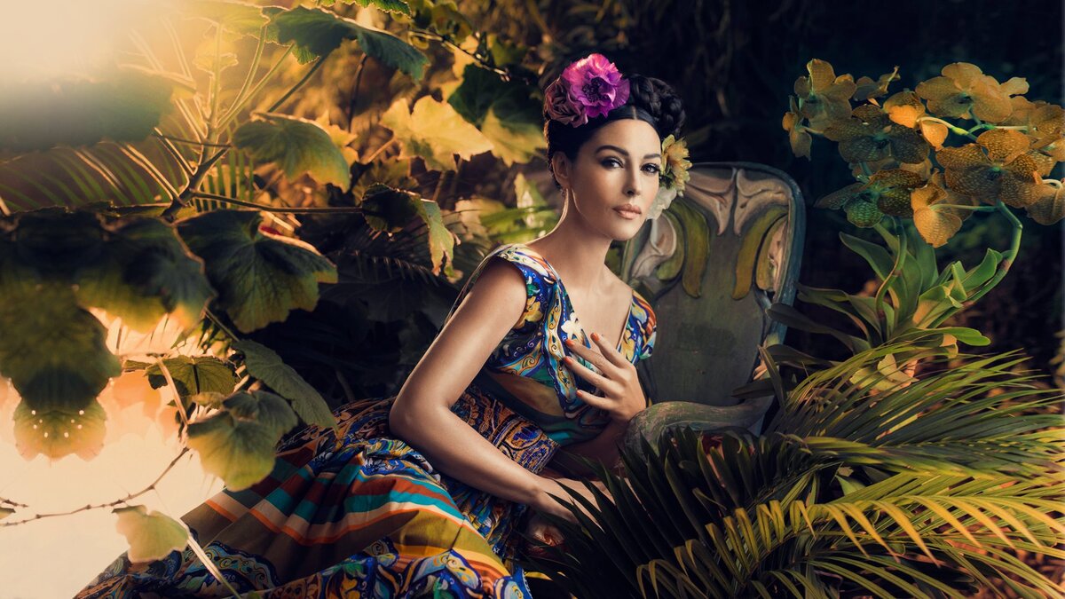 Моника Белуччи в образе Фриды Кало. Фотосессия для Dolce & Gabbana. Фото взято в сети Интернет.