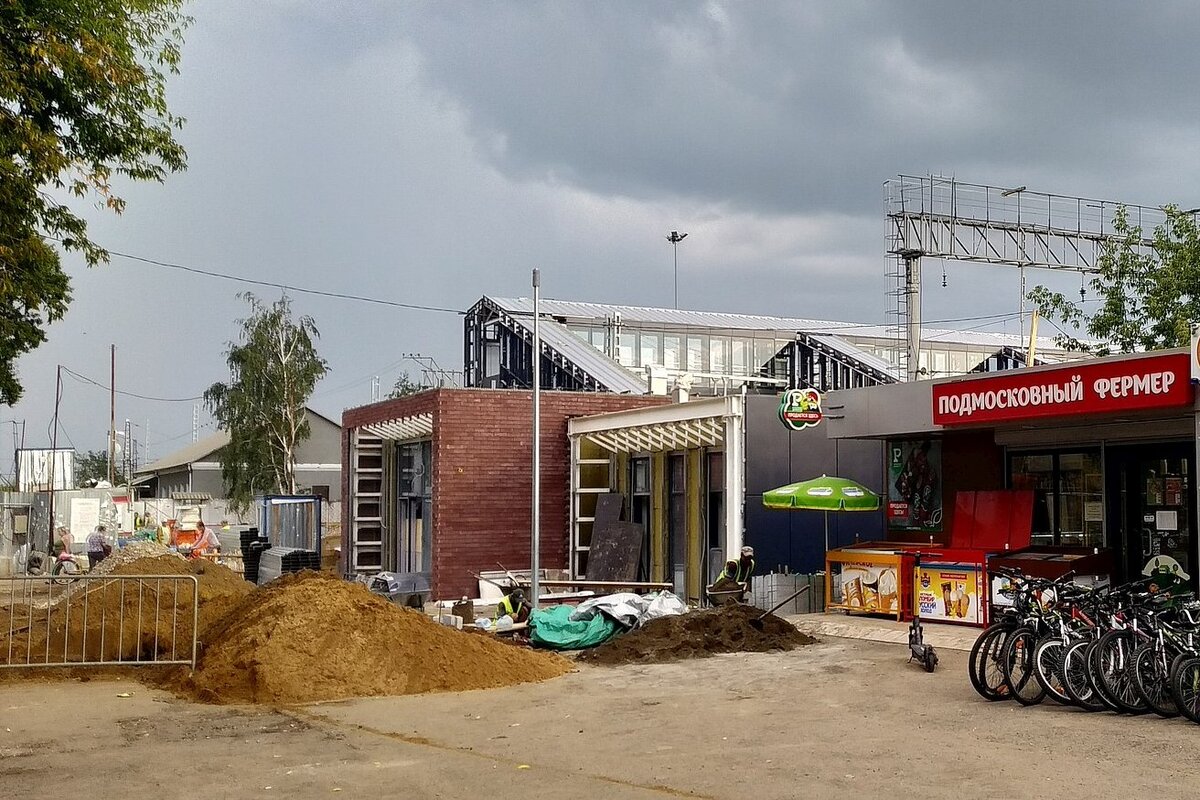 Возведение нового кассового павильона пл. Ипподром "МЦД-3" 3 августа 2023 года, фото автора