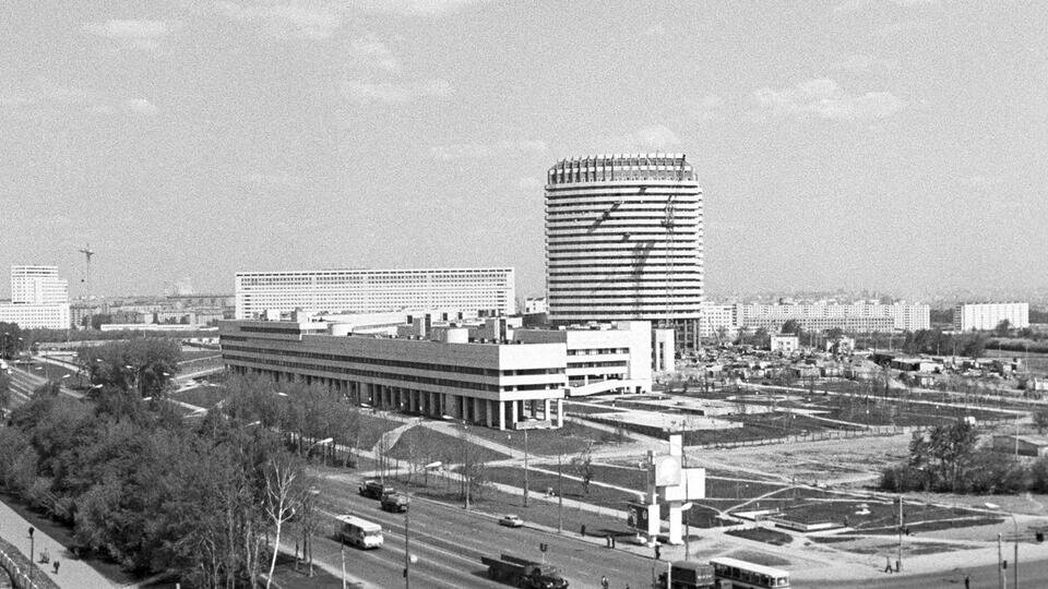 retro_futurism Retro futurism, Brutalist architecture, Back in the ussr