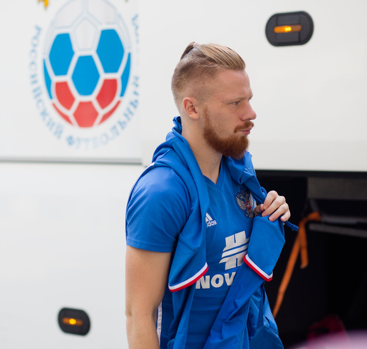 Иван Новосельцев