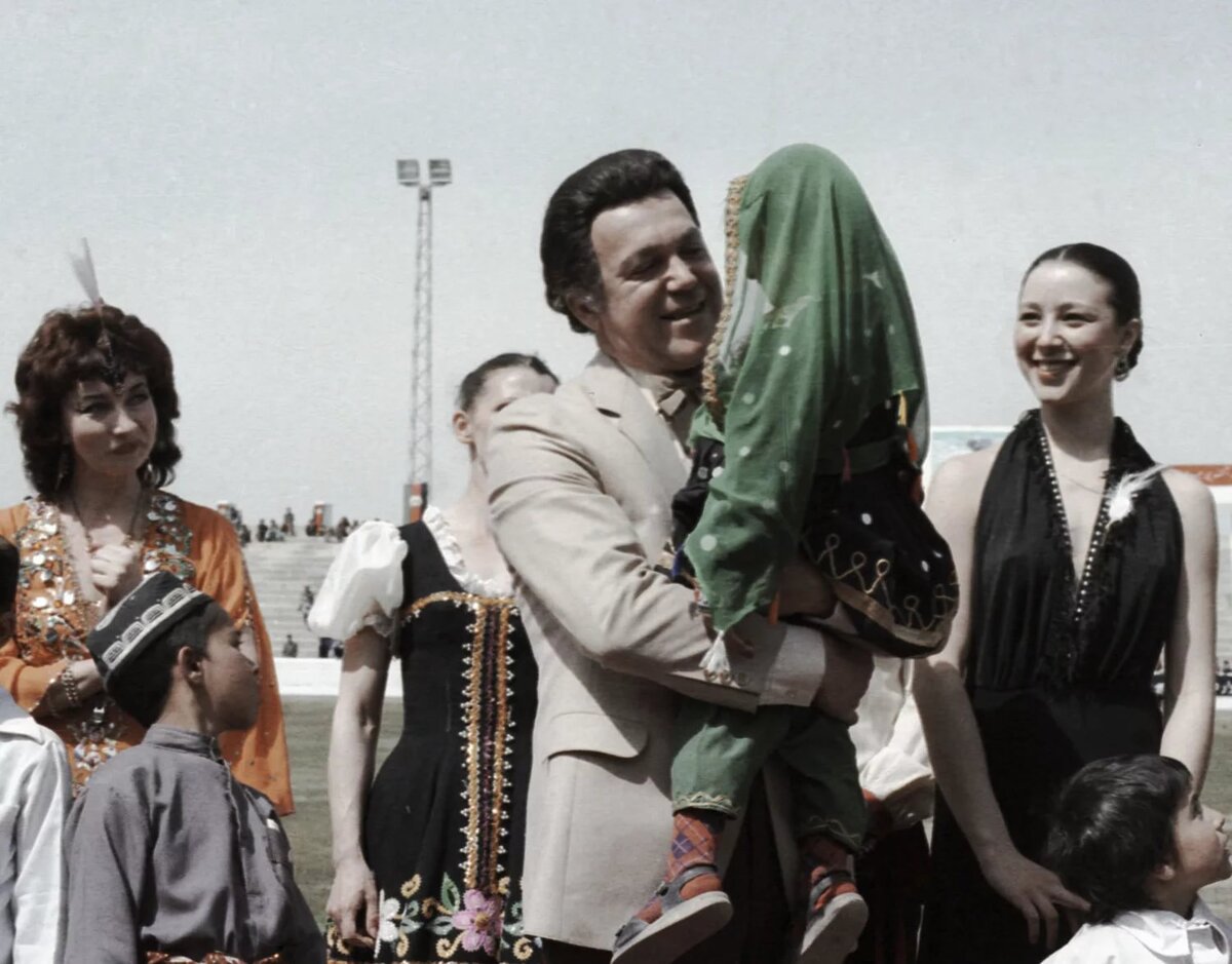 Иосиф Давыдович в Афганистане.