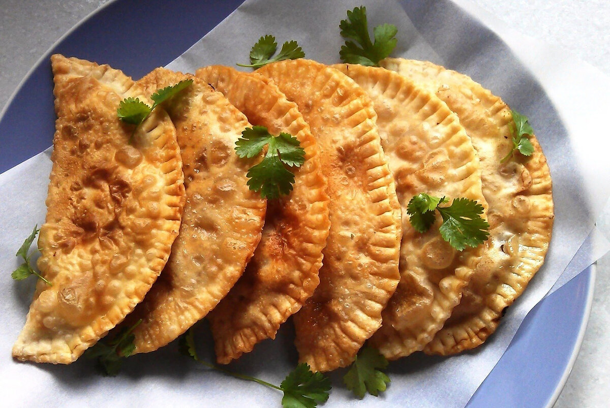 Чебуреки домашние