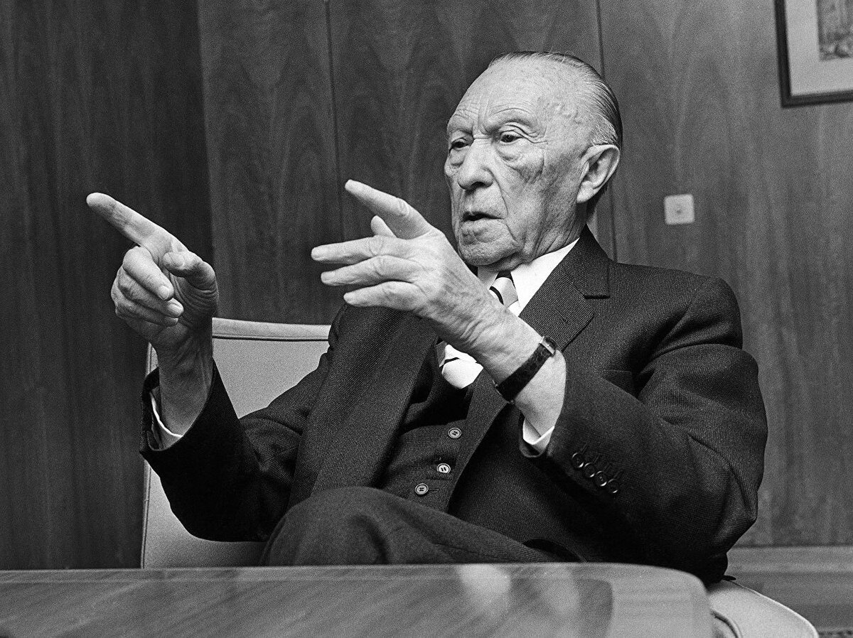 Конрад Аденауэр (1876-1967).