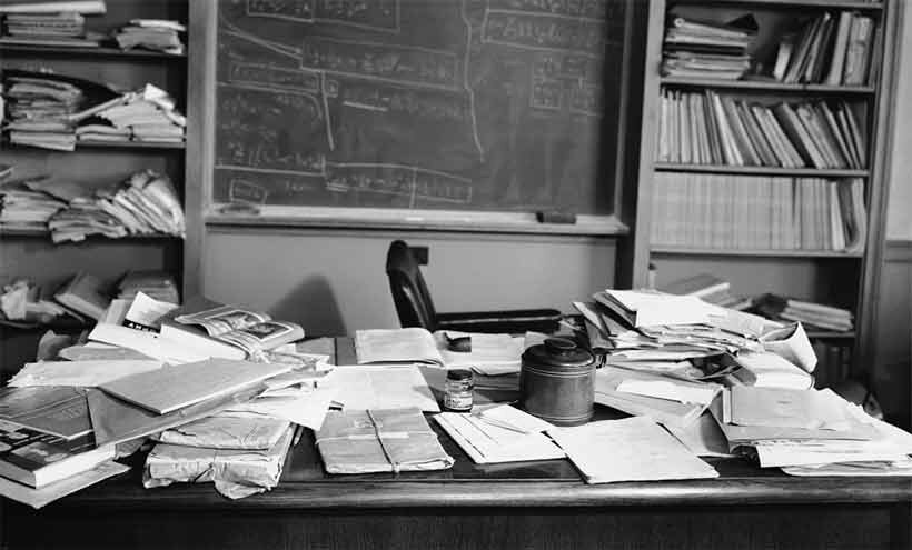 Рабочий стол Альберта Эйнштейна.