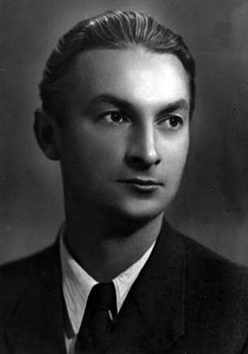 Георгий Вицин в молодости
