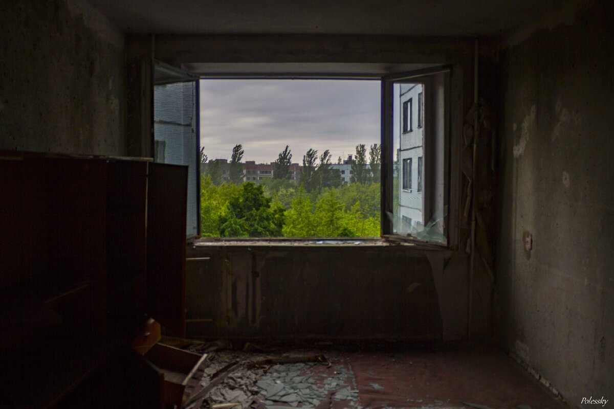По пустым квартирам Припяти(Чернобыль). Фотографии 2019 года