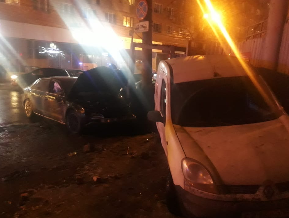  Audi с кровью школяров и родителей