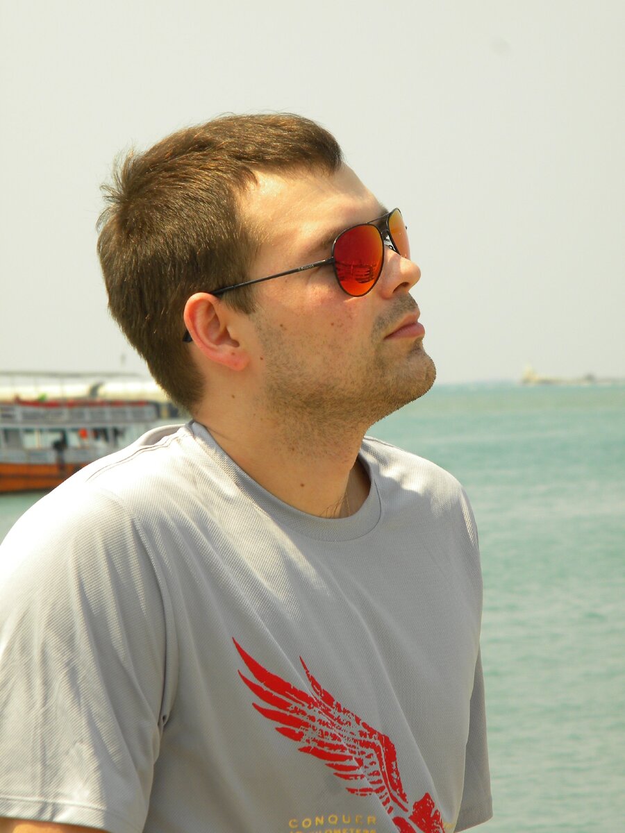 Думаю о прекрасном, а не об акулах!