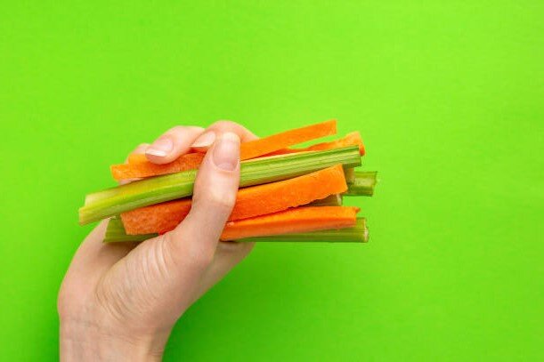 Чем перекусить вечером перед ТВ без вреда для фигуры?