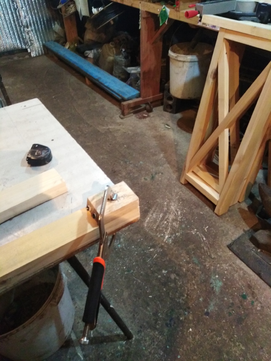 Косой шуруп