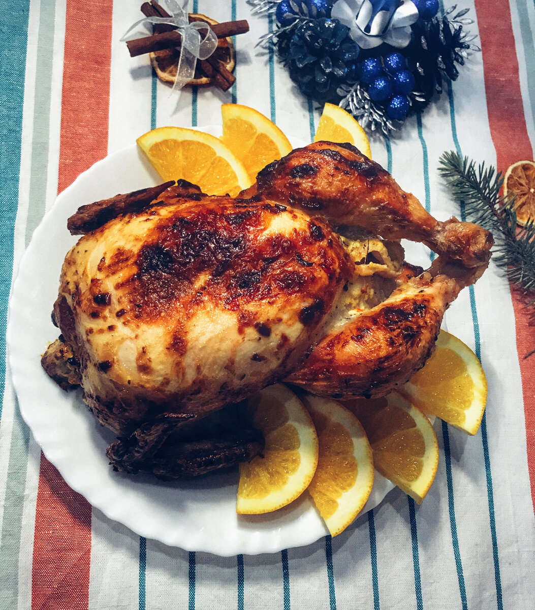 Курица запеченная с апельсинами. Курица с апельсинами в духовке.