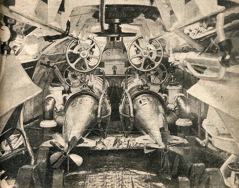 Минный (торпедный) отсек подводной лодки ПМВ. 1916 год.