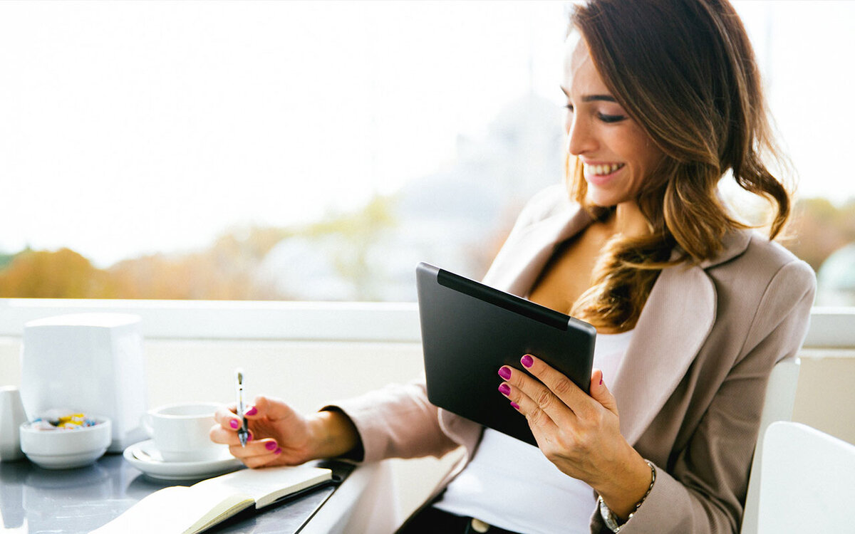 Почему для женщины стоит выбор: карьера или семья, а для мужчины нет |  LadyCase | Дзен