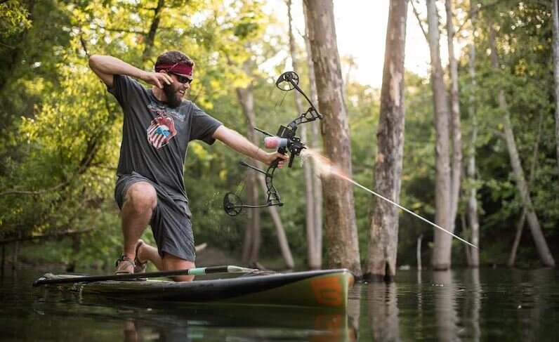 Боуфишинг - способ ловли рыбы с помощью лука или арбалета