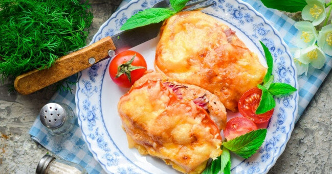 Пп куриная грудка запеченная с сыром и помидорами