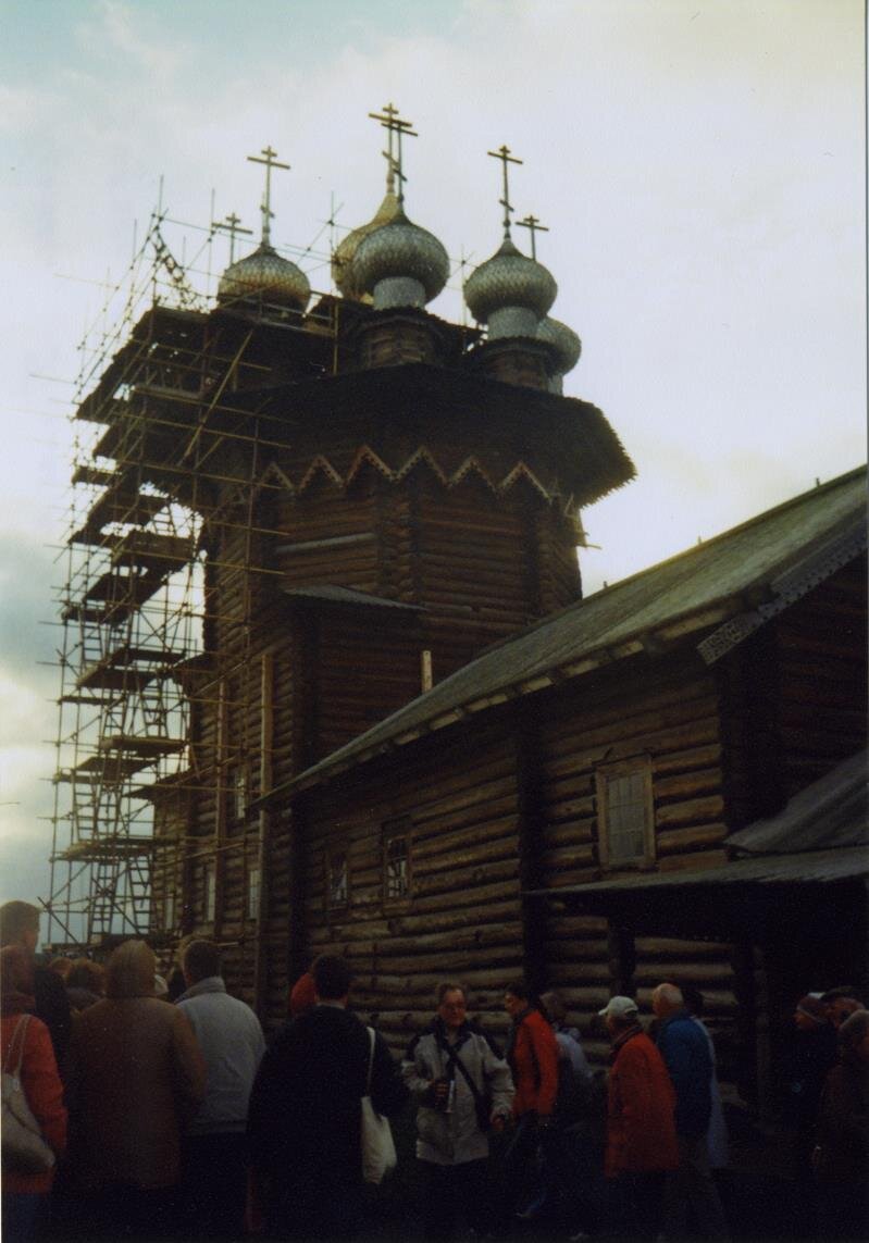 Кижи. Памятник деревянного зодчества