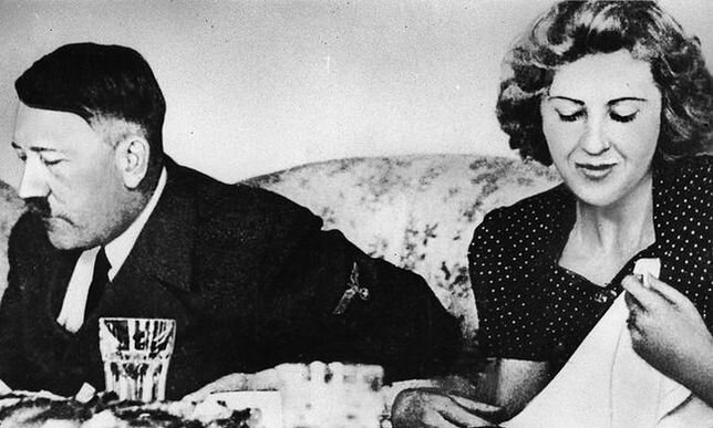 Адольф Гитлер и Ева Браун,1940 год. Getty Images. Взято из свободных источников.