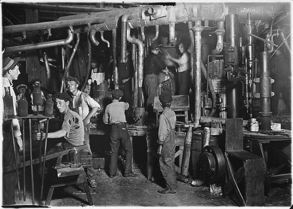 Изменения жизни рабочих с появлением фабрик. Американский институт железа и стали.