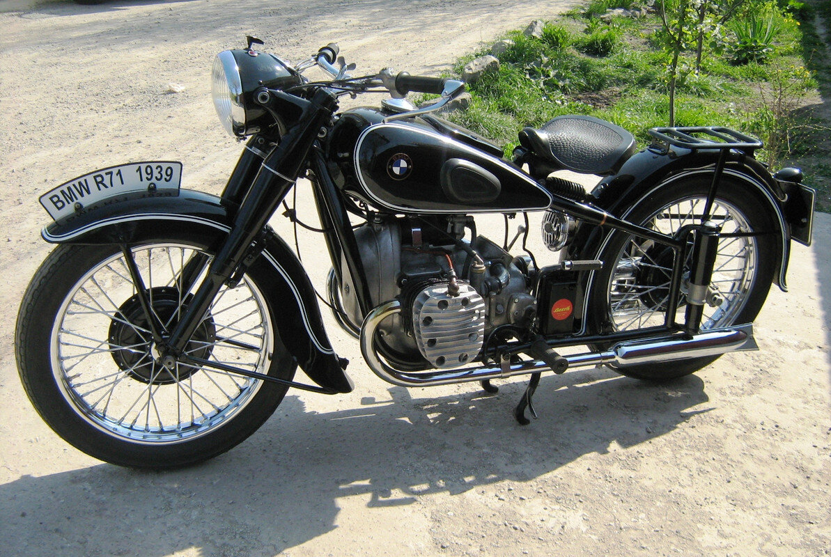 BMW  R71