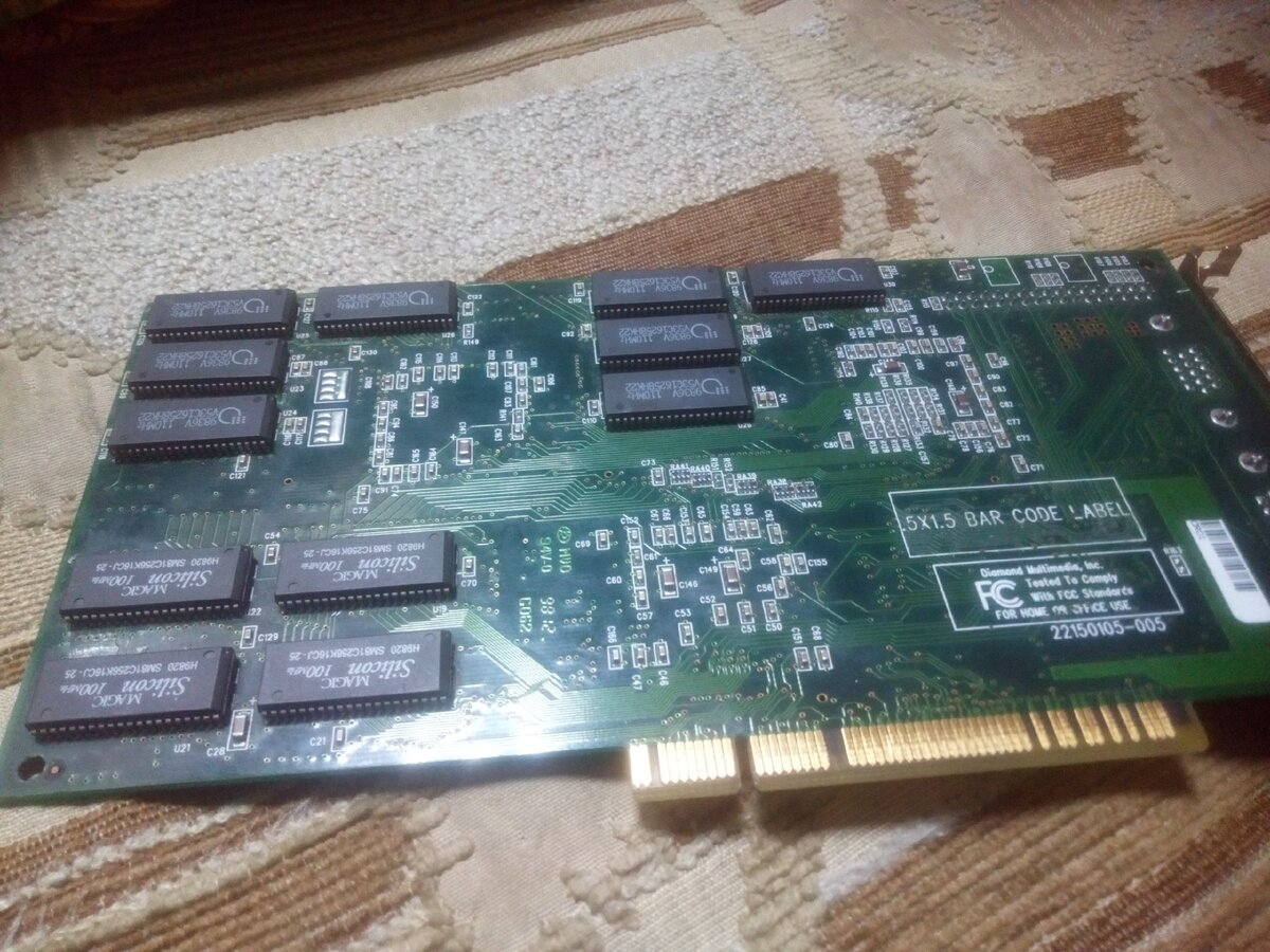 PCI был нормой для видеокарт.