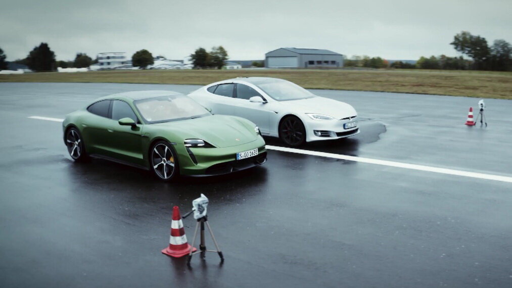 https://media.autoblog.md/2019/10/drag-race-taycan-tesla.jpg