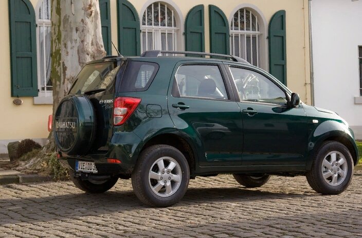 дайхатсу териос 2008, фото с сайта favcars.com