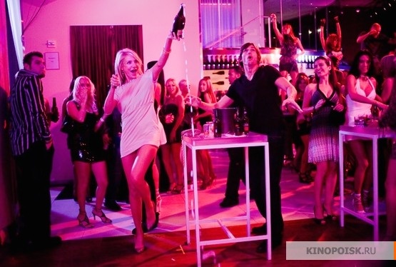 Фото-Кадр из фильма"Однажды в Вегасе",использовано в качестве иллюстрации.Источник: kinopoisk.ru