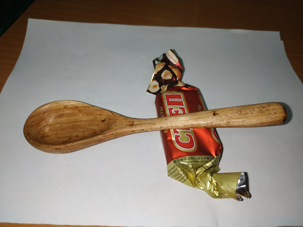 Березовая ложка для солонки.