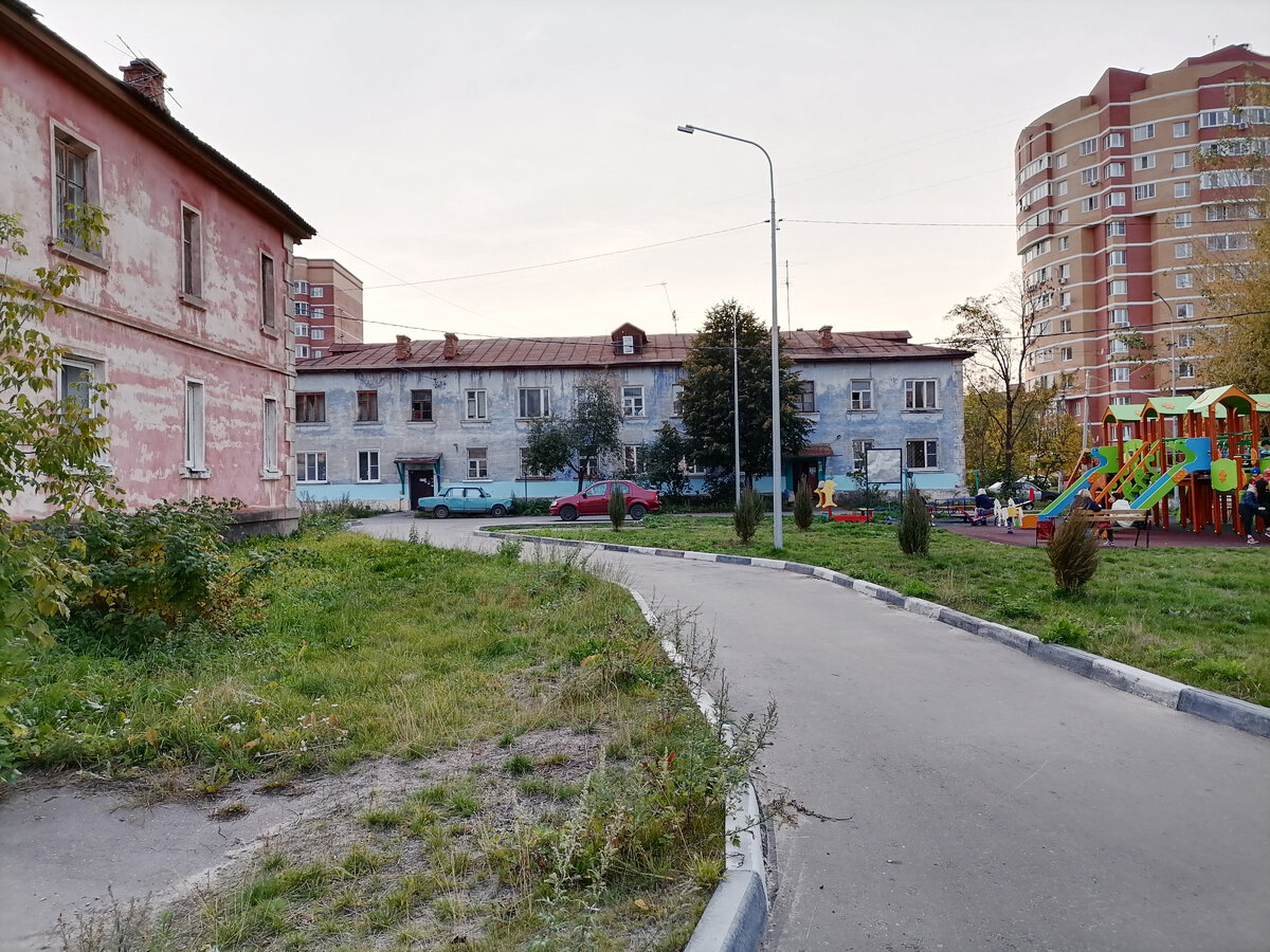 Целый «фабричный городок» с цехами 1901 года и рабочим поселком. До  революции это было крупнейшее предприятие в своей отрасли | СЕМЬ ХОЛМОВ |  Дзен