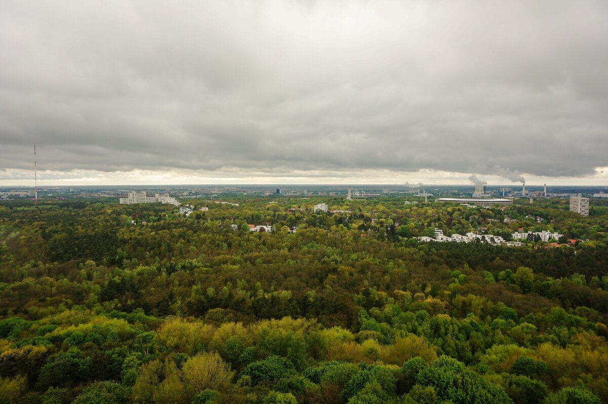 Виды в сторону Берлина. Это, между прочим, в черте города