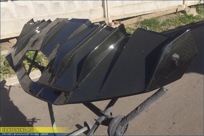 Перетяжка настоящим 100% карбоном диффузора заднего бампера на Ламборгини Авентадор (Lamborghini Aventador)