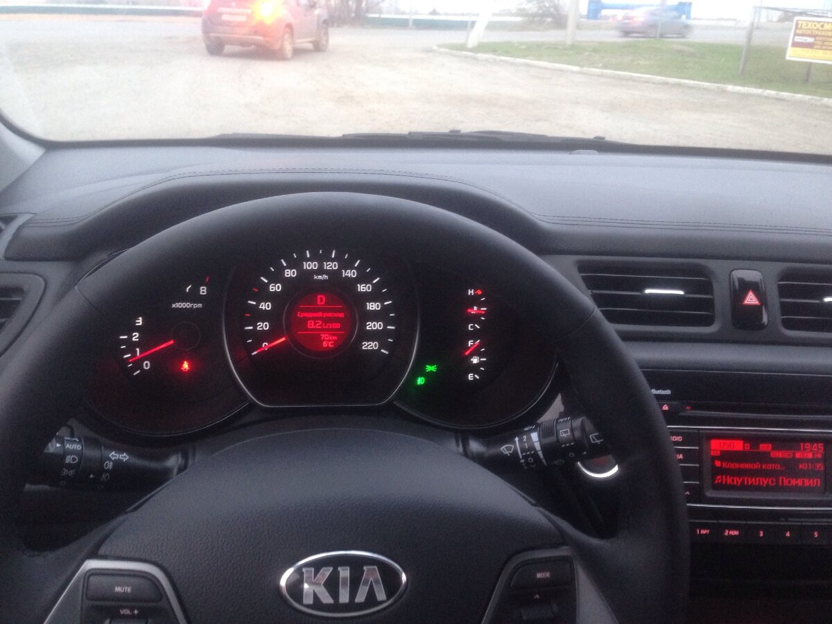 Первые километры на новом авто всегда прекрасны. Ни поломок, ни проблем. Только заправка и ТО.