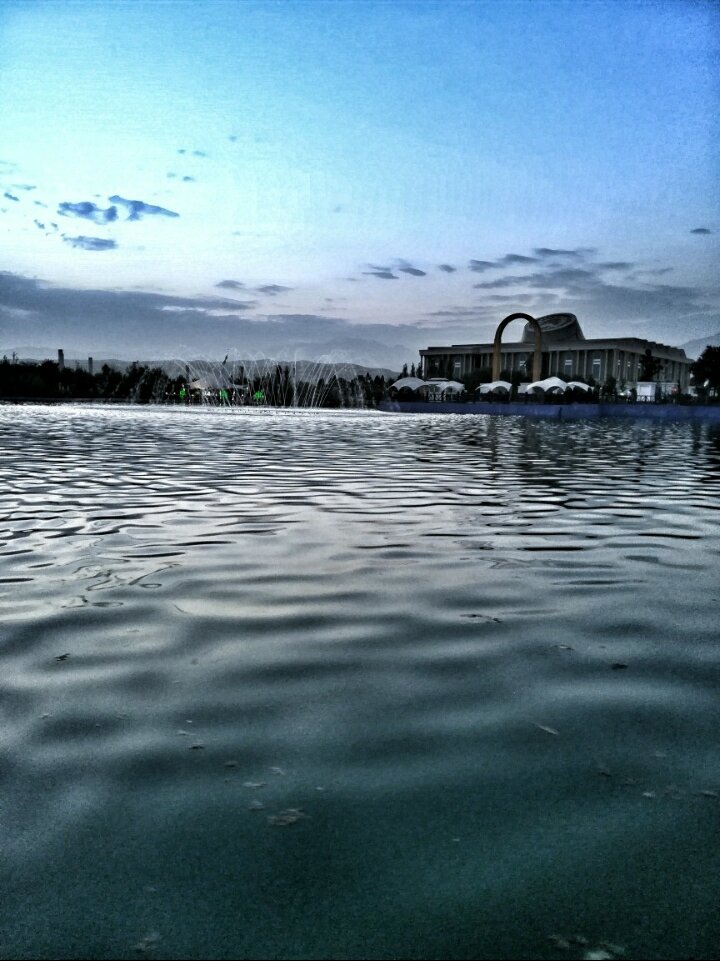 Таджикистан - Родина таджички