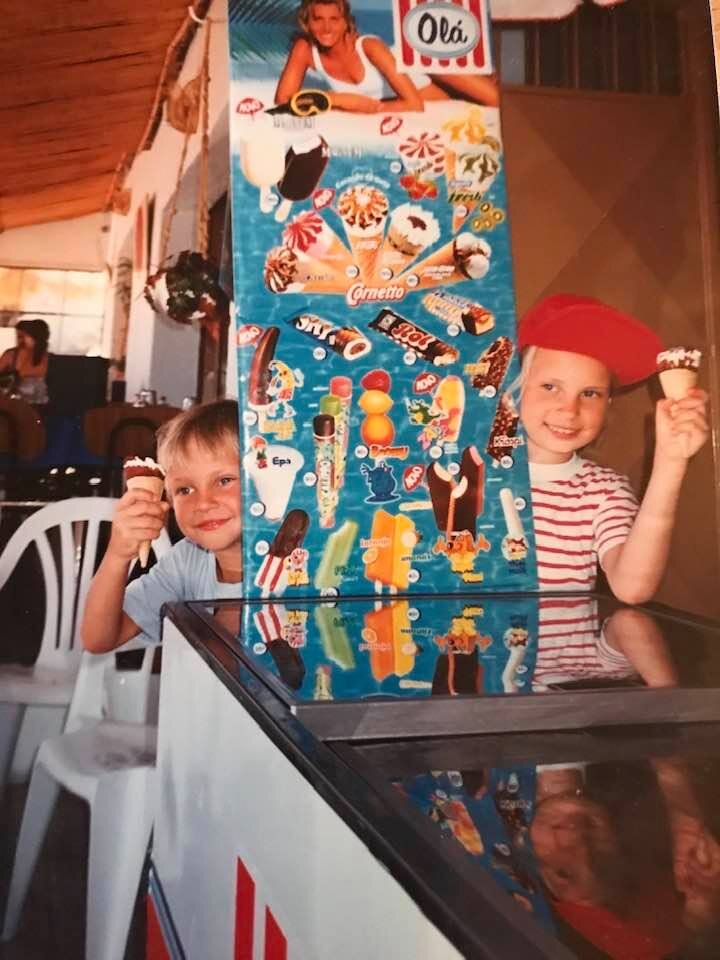 Да, да это вот я на фото из семейного архива