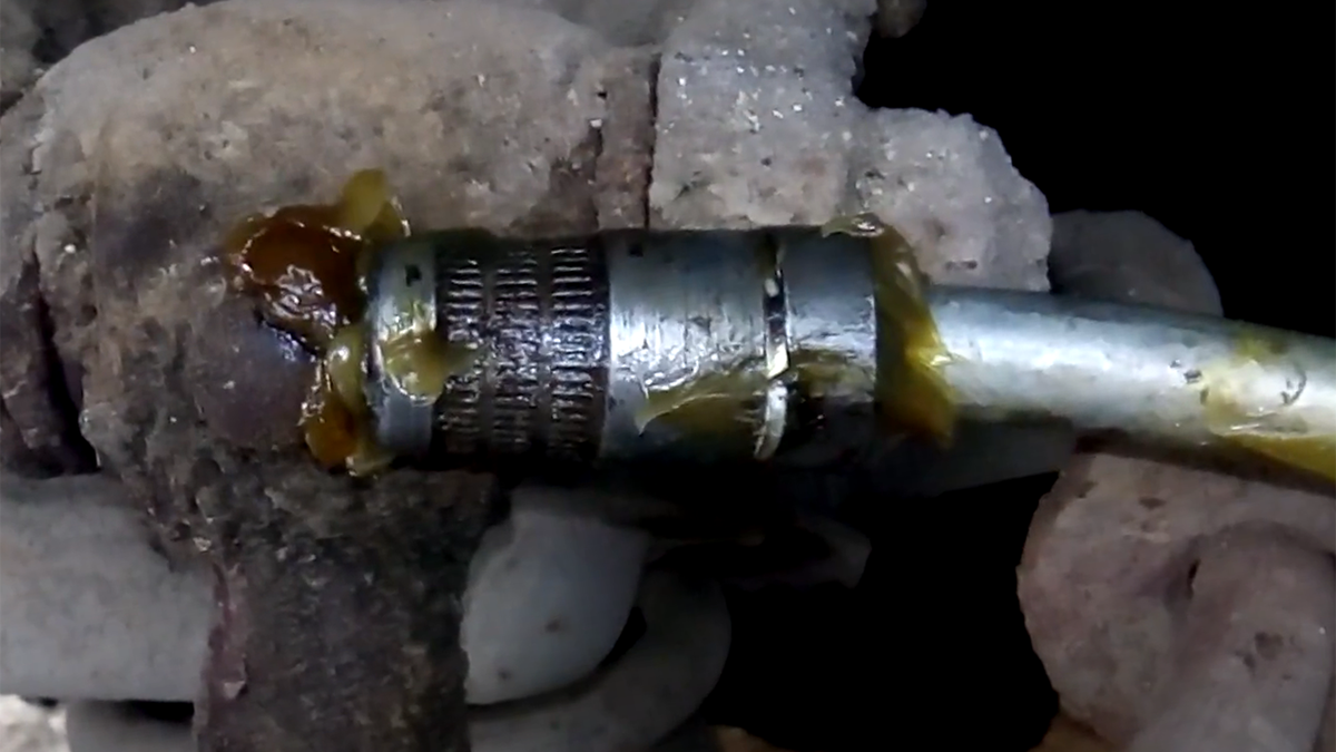 Подача смазки в масленку