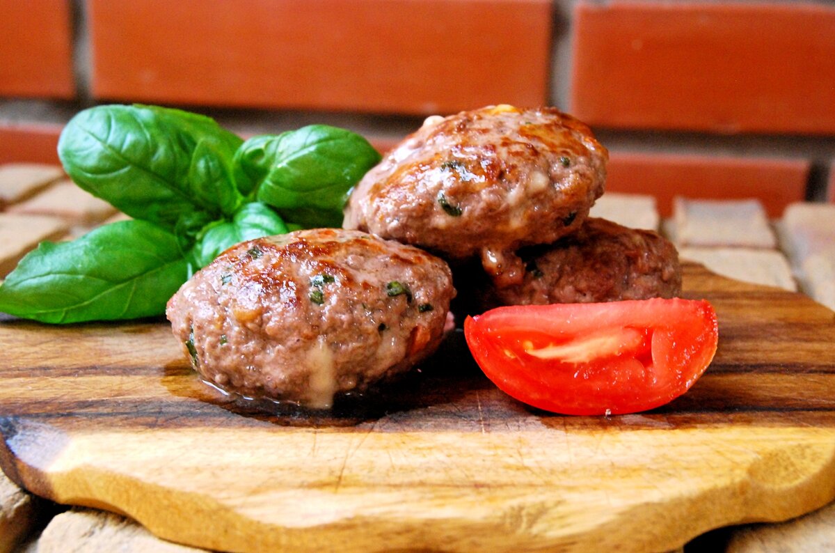 «Альтернативные» котлеты без лука и хлеба