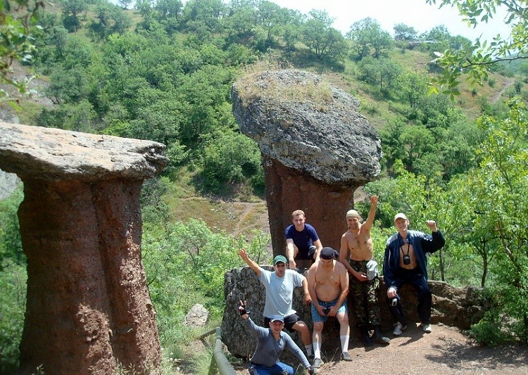 Каменные грибы Долины Сотеры Крым