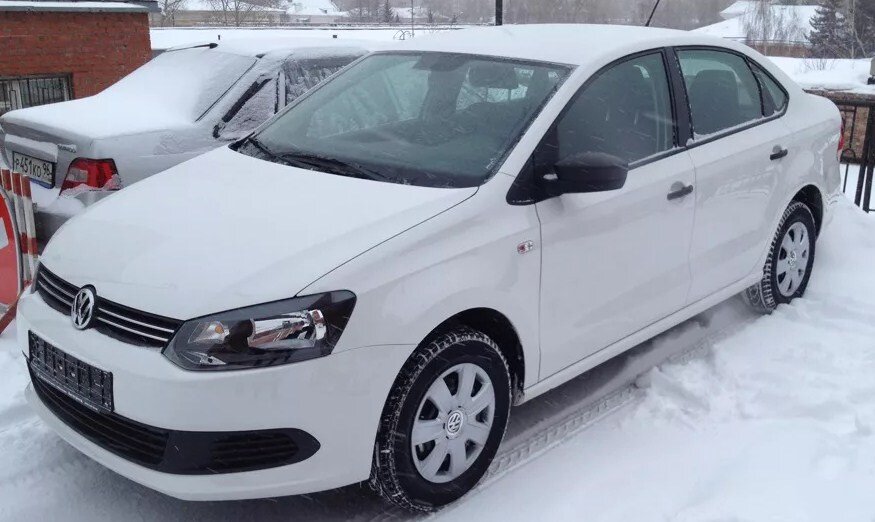 Надежное, беспроблемное авто. Ощущение настоящей машины, у которой всё сделано аккуратно и находится на своем месте, нет чувства китайской хлипкости при сравнении с конкурентами в этом классе. Больше всего понравилось: 1) работа подвески, управление на трассе; 2) легкость работы ЭУР (после пересаживаешься на машины с ГУРом - ощущение, будто у них усилитель отключен;))); 3) 6АКПП - это просто кайф!!!; 4) электрообогрев лобового: в этот зимний сезон НИ РАЗУ не пользовался скребком! 5 минут - и вся ледяная корка просто сползает вниз по стеклу, надо только выйти, и самые крупные льдины в сторону!