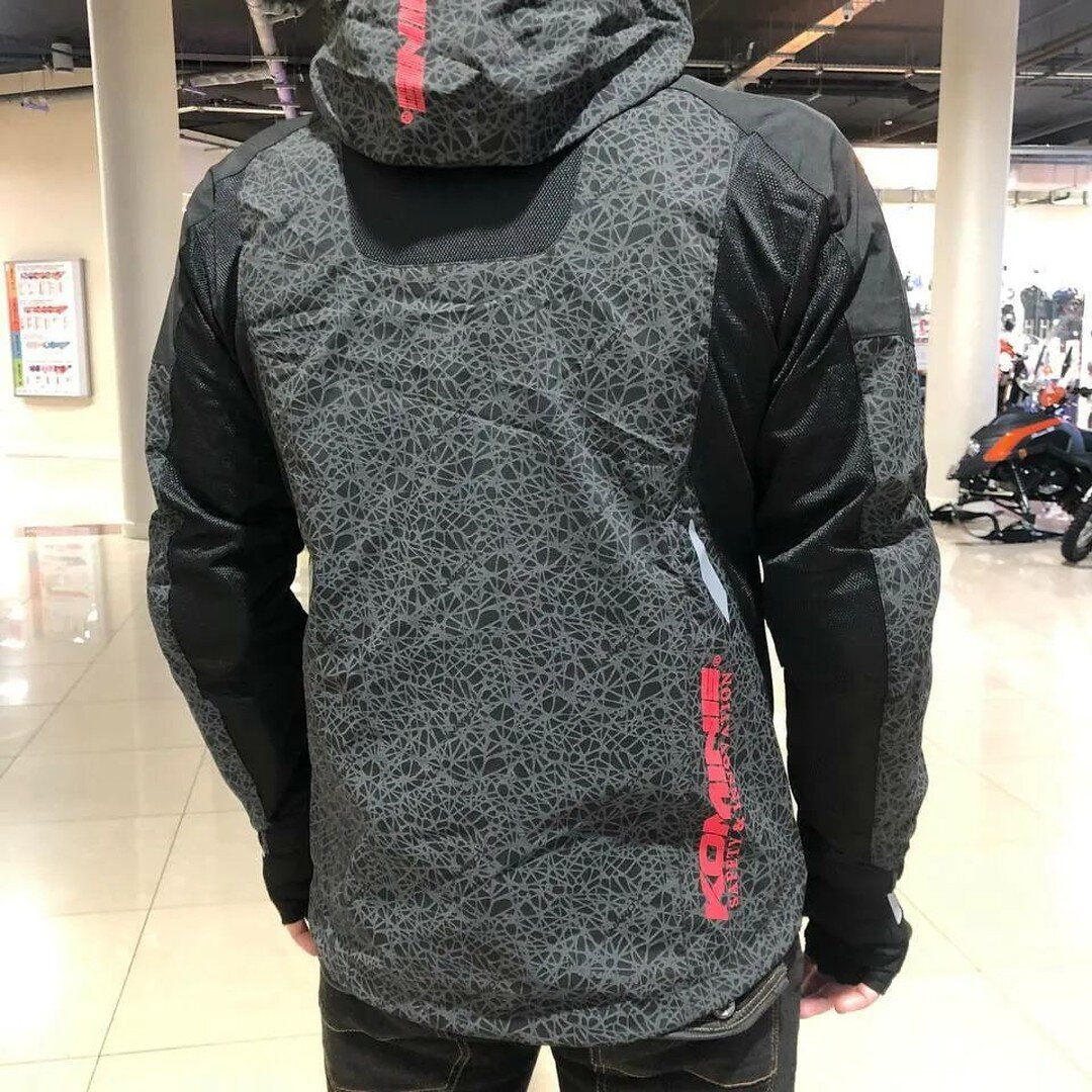 При обычном дневном свете