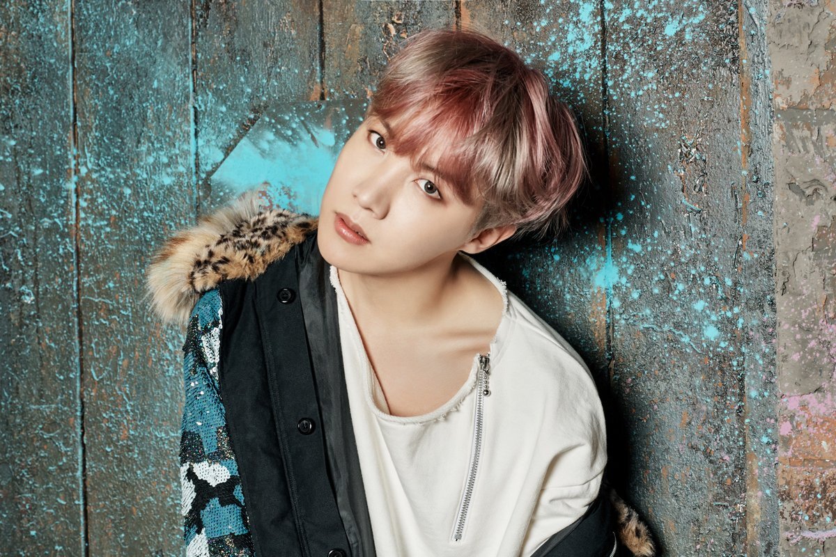 https://www.yesasia.ru/wp-content/uploads/2017/02/bts-j-hope.jpg