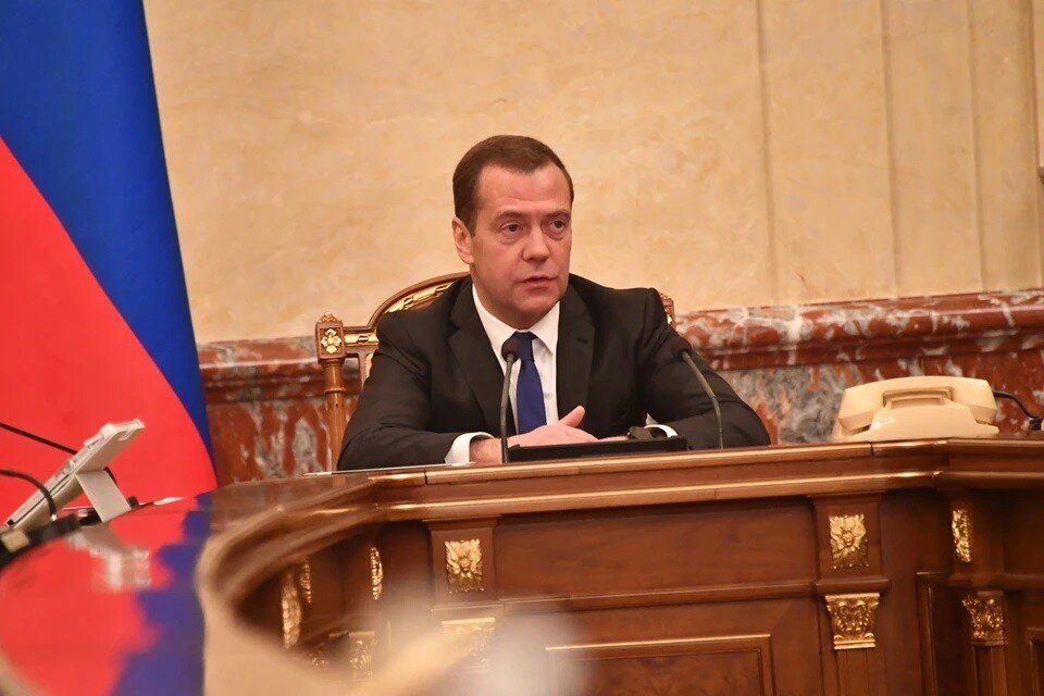     Дмитрий Медведев Владимир ВЕЛЕНГУРИН
