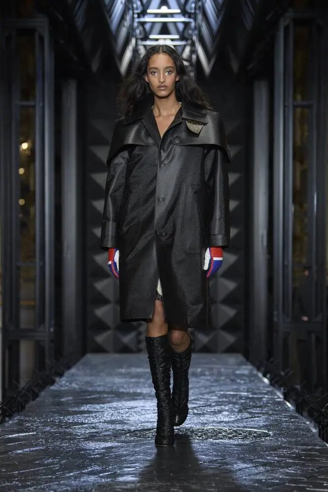 Инновационная кожа от Louis Vuitton осень-зима 2023-2024