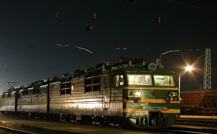 Электричка новочеркасск лихая