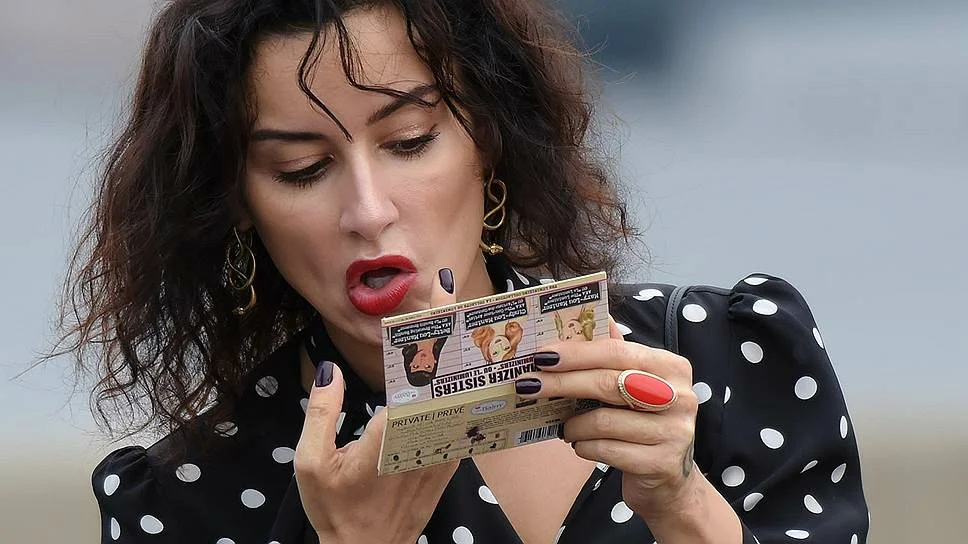 Тина Канделаки: "Ну как вы там, потомки?!"))