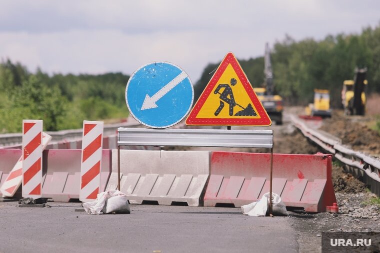    В Шатровском округе приостановили ремонт двух мостов (архивное фото)