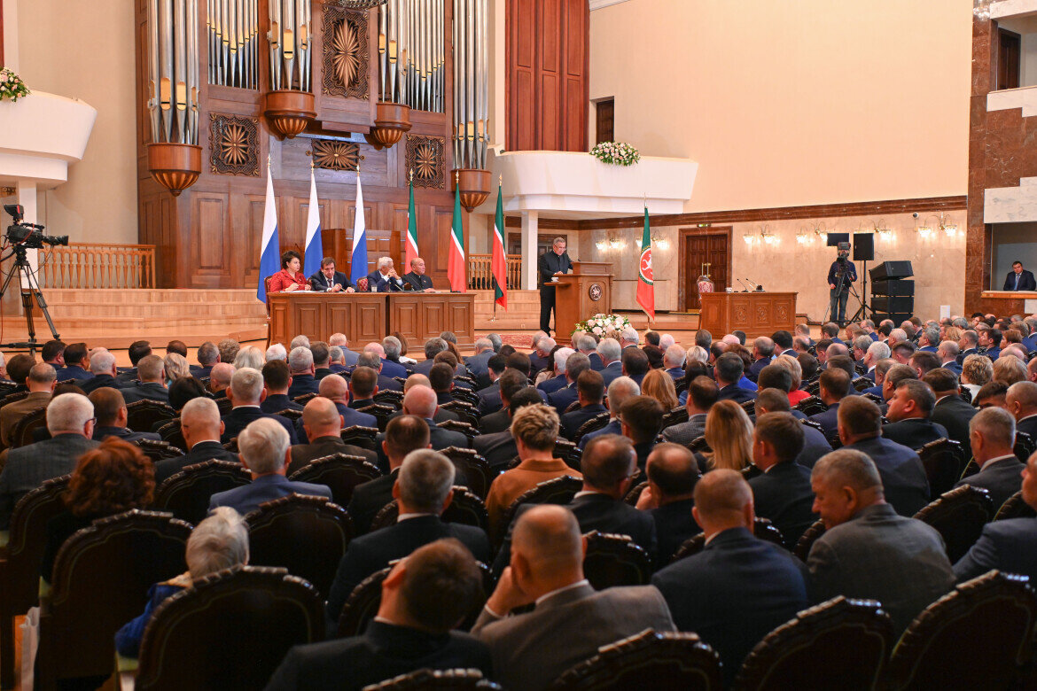 ​Это послание интересно тем, что оно проходит на фоне очень непростых исторических событий. Фото: rais.tatarstan.ru